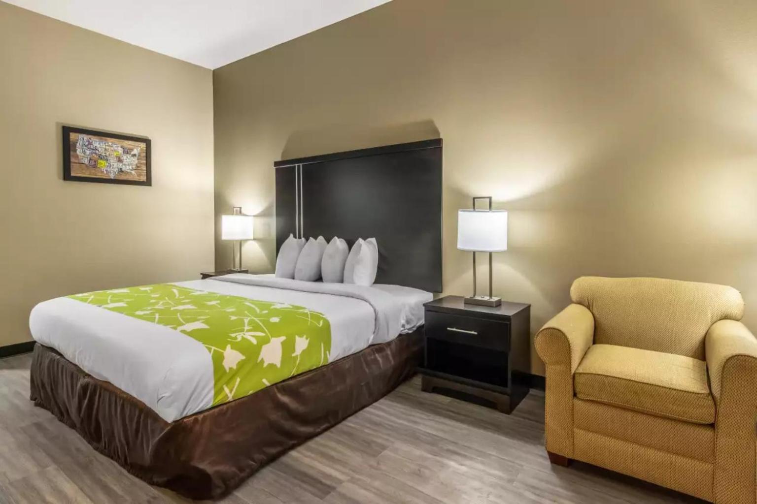Americas Best Value Inn Opelika Bagian luar foto