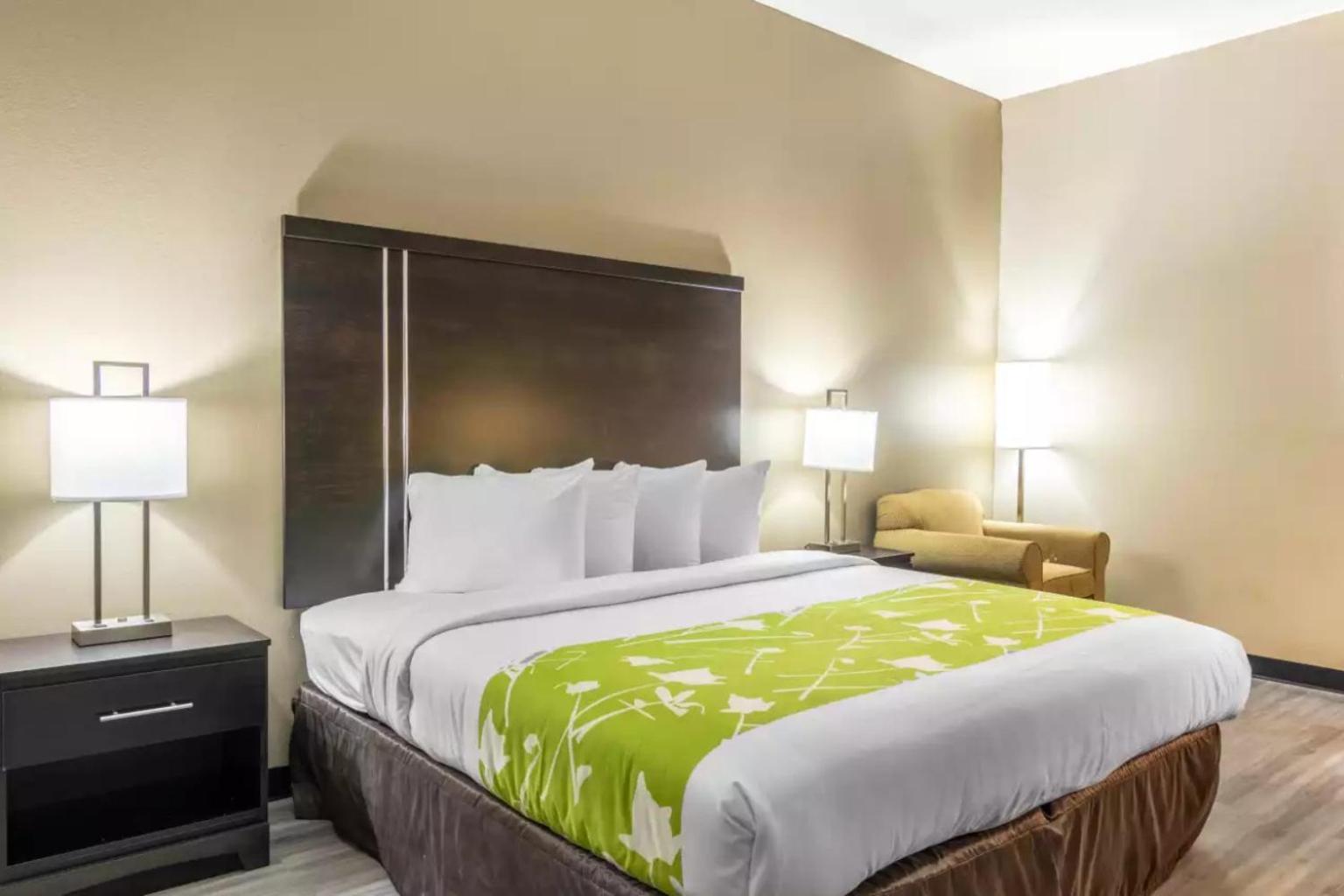 Americas Best Value Inn Opelika Bagian luar foto