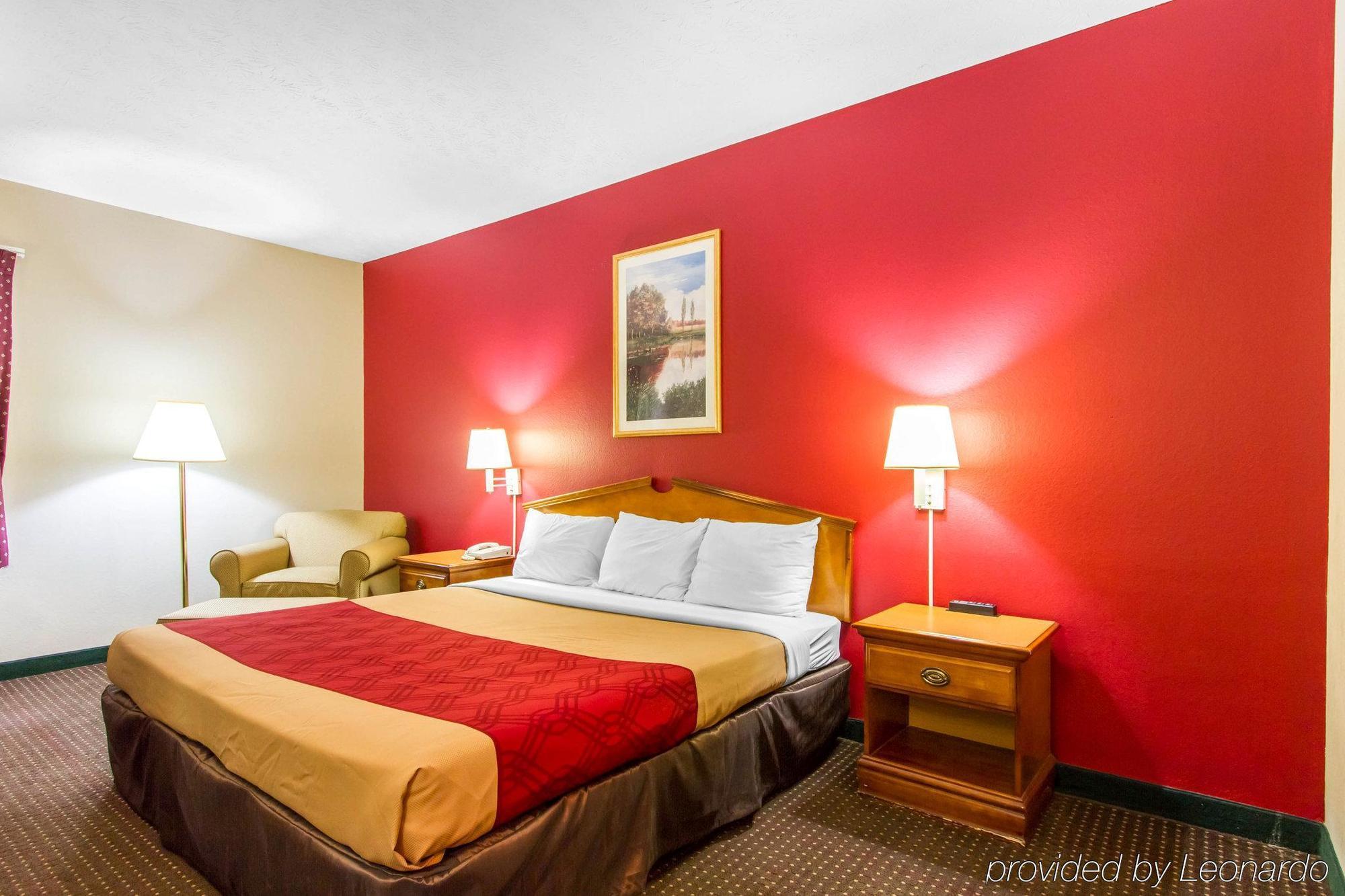 Americas Best Value Inn Opelika Bagian luar foto