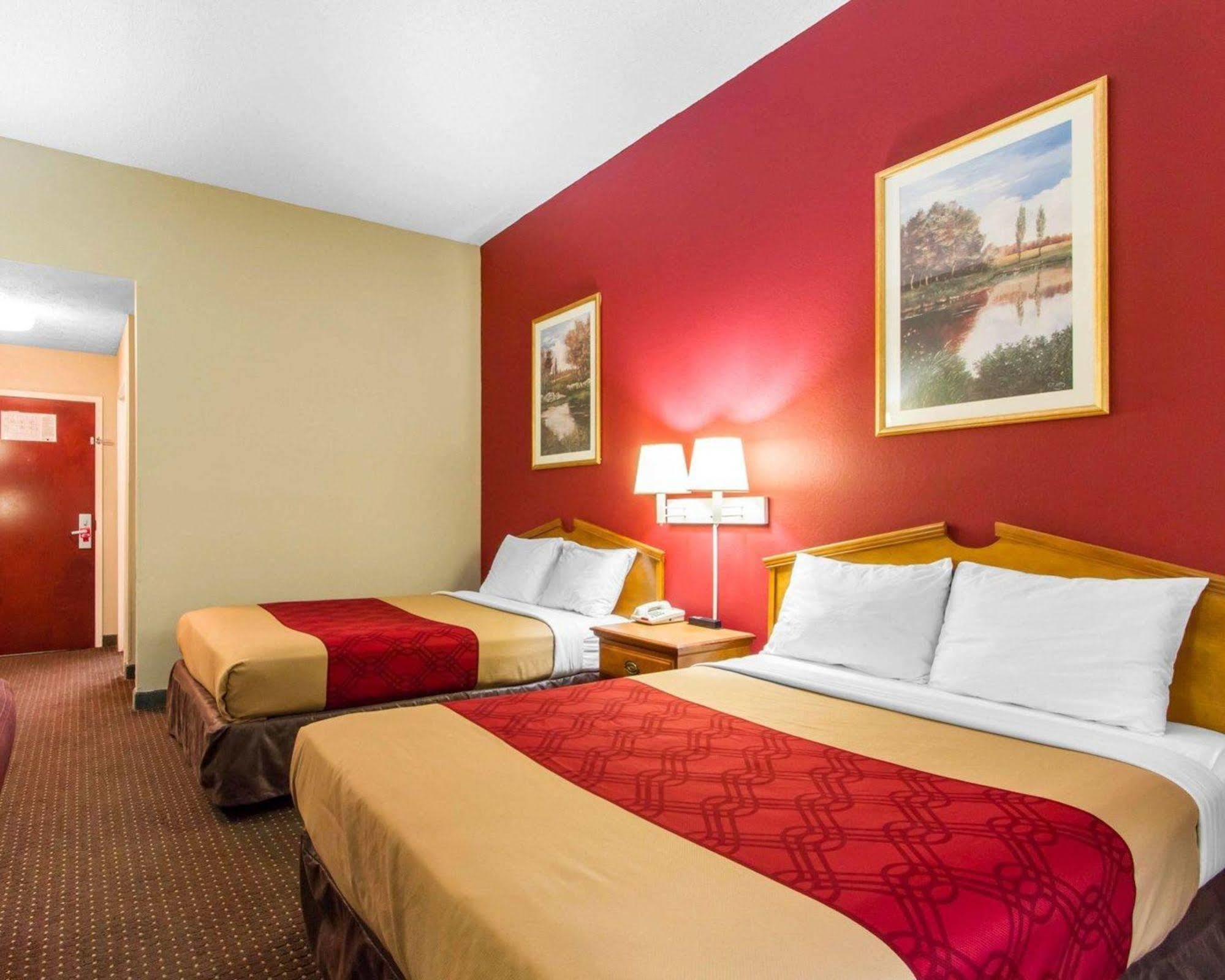 Americas Best Value Inn Opelika Bagian luar foto